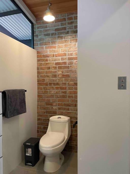 Industrial Studio With Private Jacuzzi 乌维塔 外观 照片